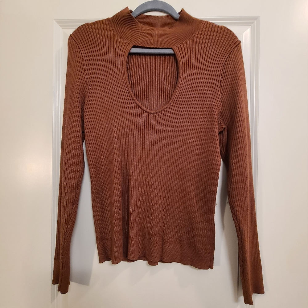 Abercrombie & Fitch Keyhole Sweater